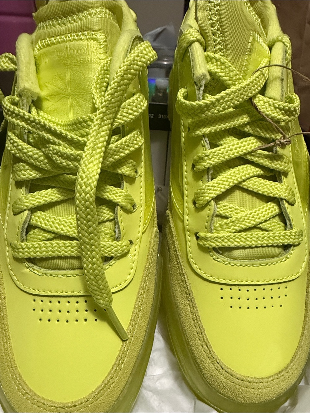 Reebok club c cardi B neon size 7 new in the box